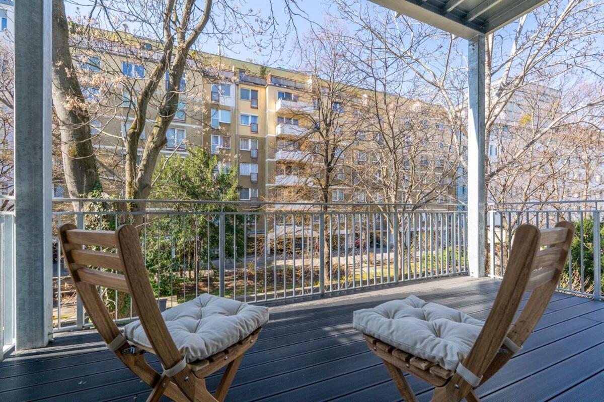 Premium With Balcony Wien
